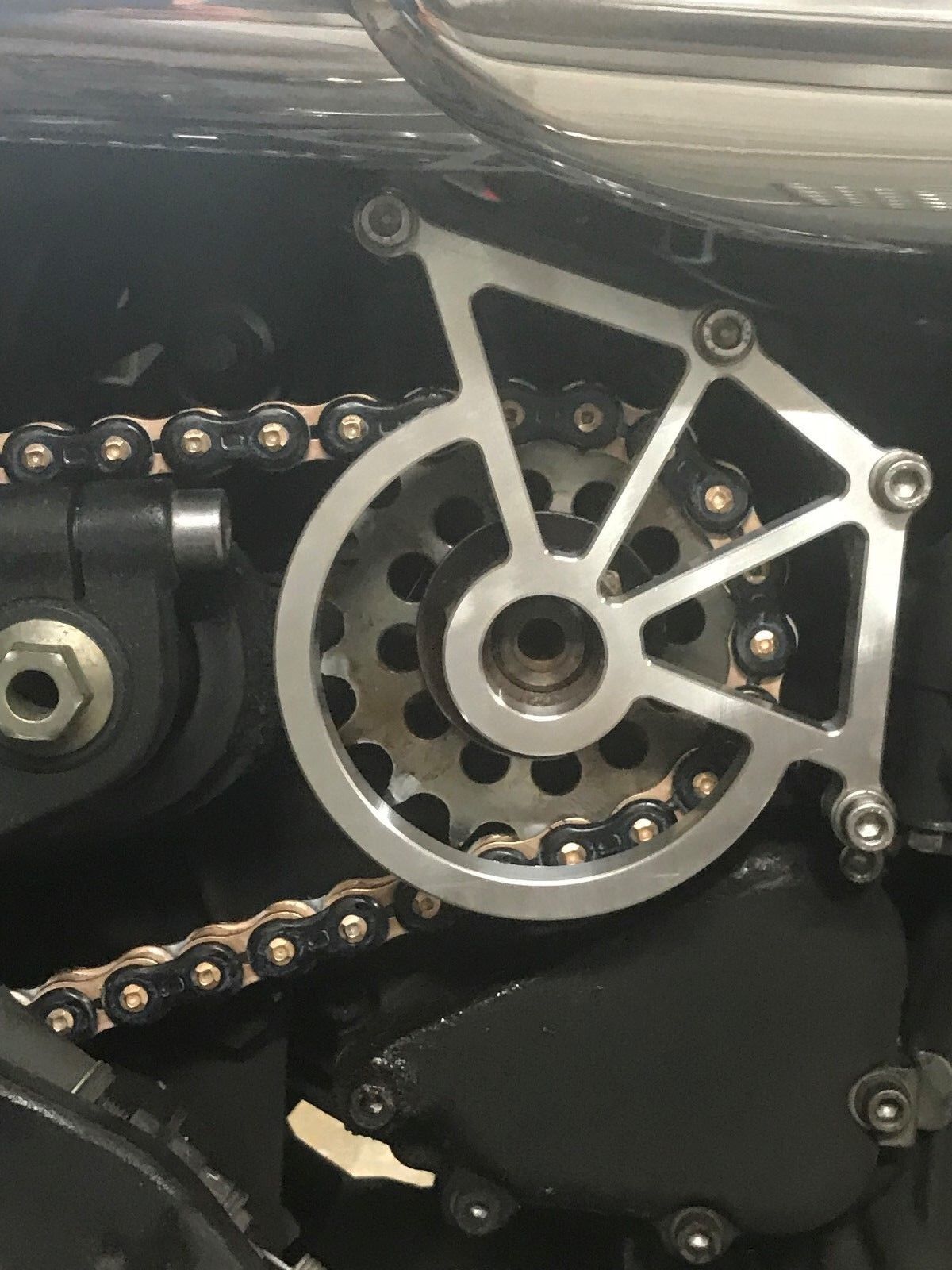 Triumph Speedmaster Bonneville Scrambler Thruxton Round Sprocket Cvr RAW TBW038