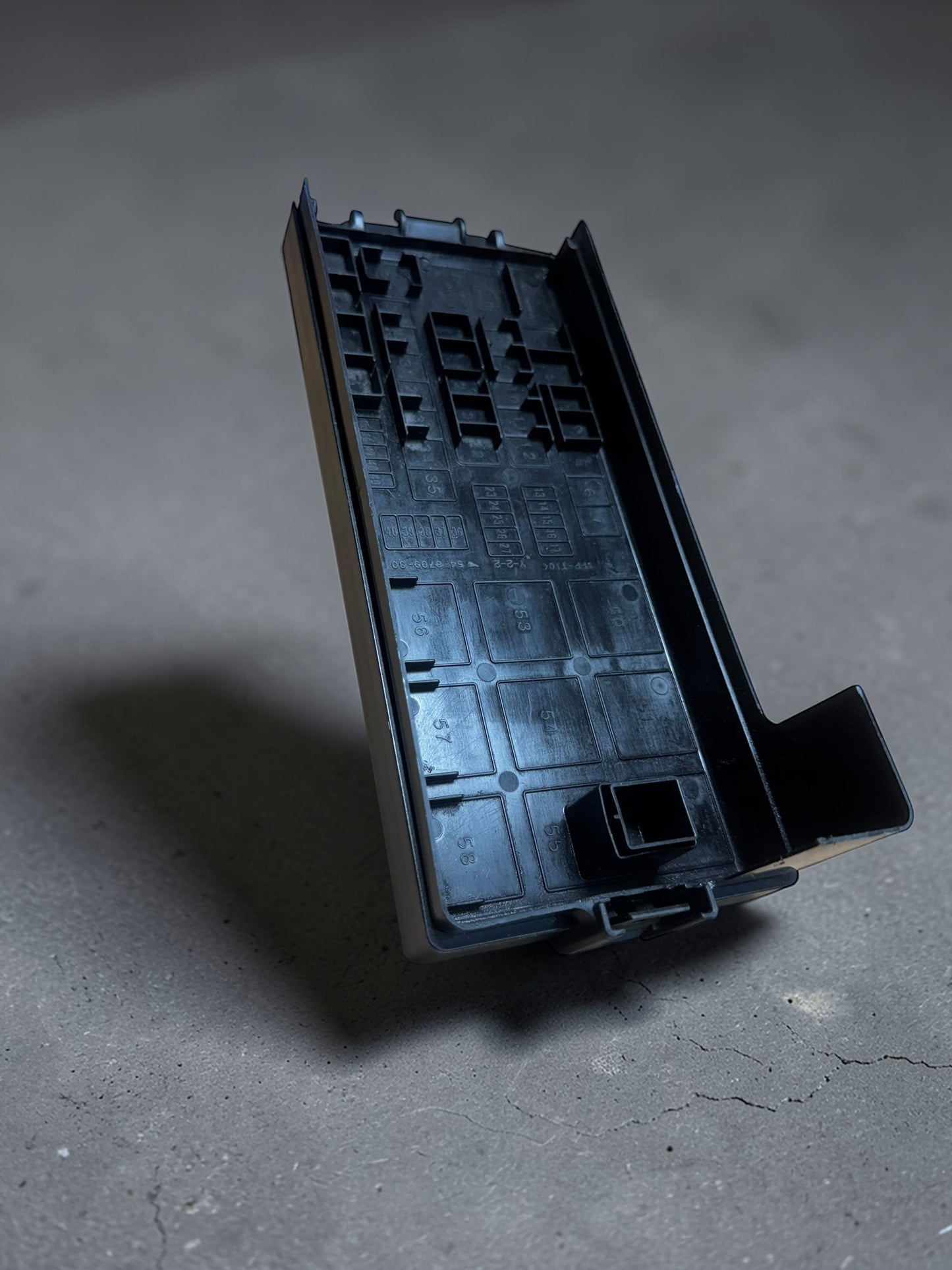 2010-2014 Ford Mustang Engine Bay Fuse Box Cover Lid